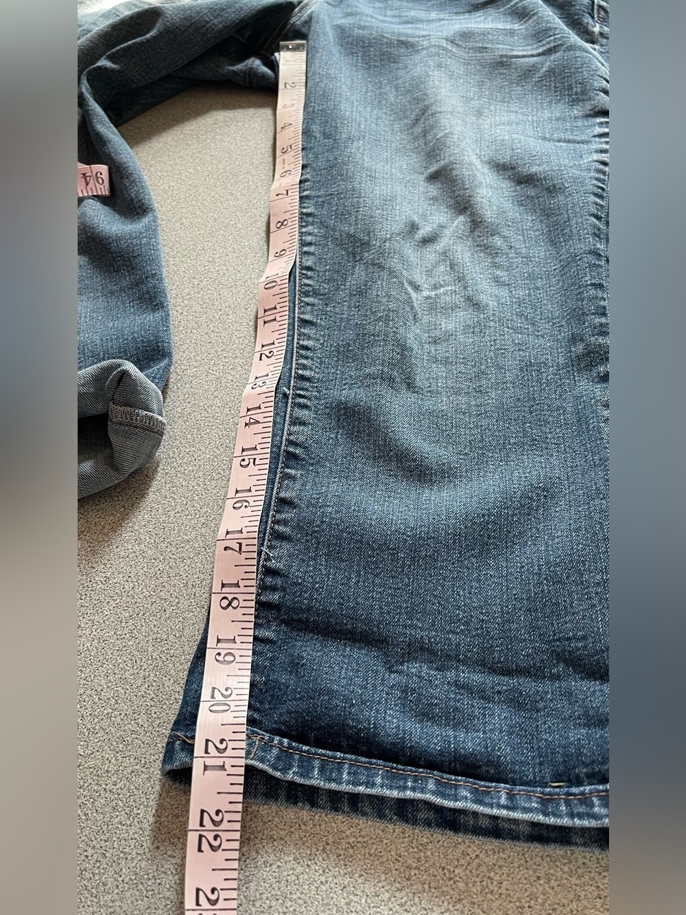 Revolution Claire Mid-Rise Blue Ankle Jeans Size 31 - Picture 9 of 10